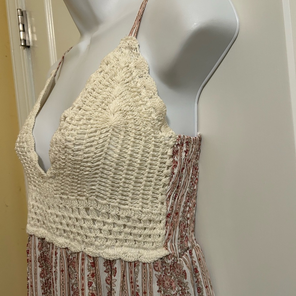 A hint of Blush juniors romper new with tags - Picture 4 of 11